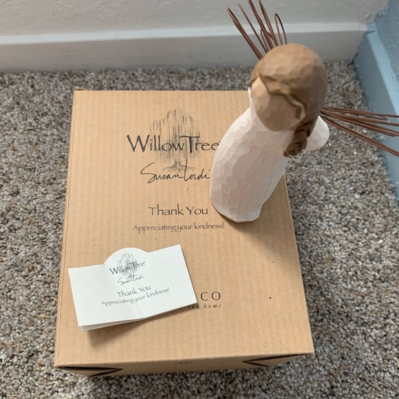 Willow Tree "Thank You" Figurine - Picture 4 of 4